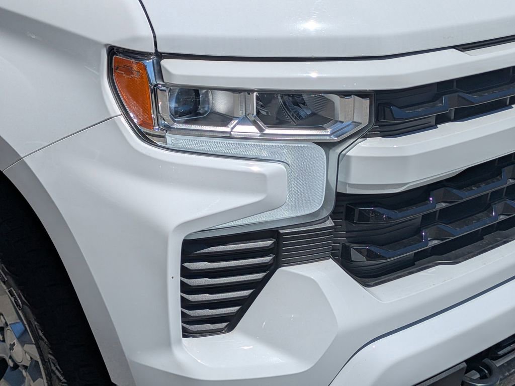 Used 2024 Chevrolet Silverado 1500 RST w/ Protection Package AWD/4WD image 9