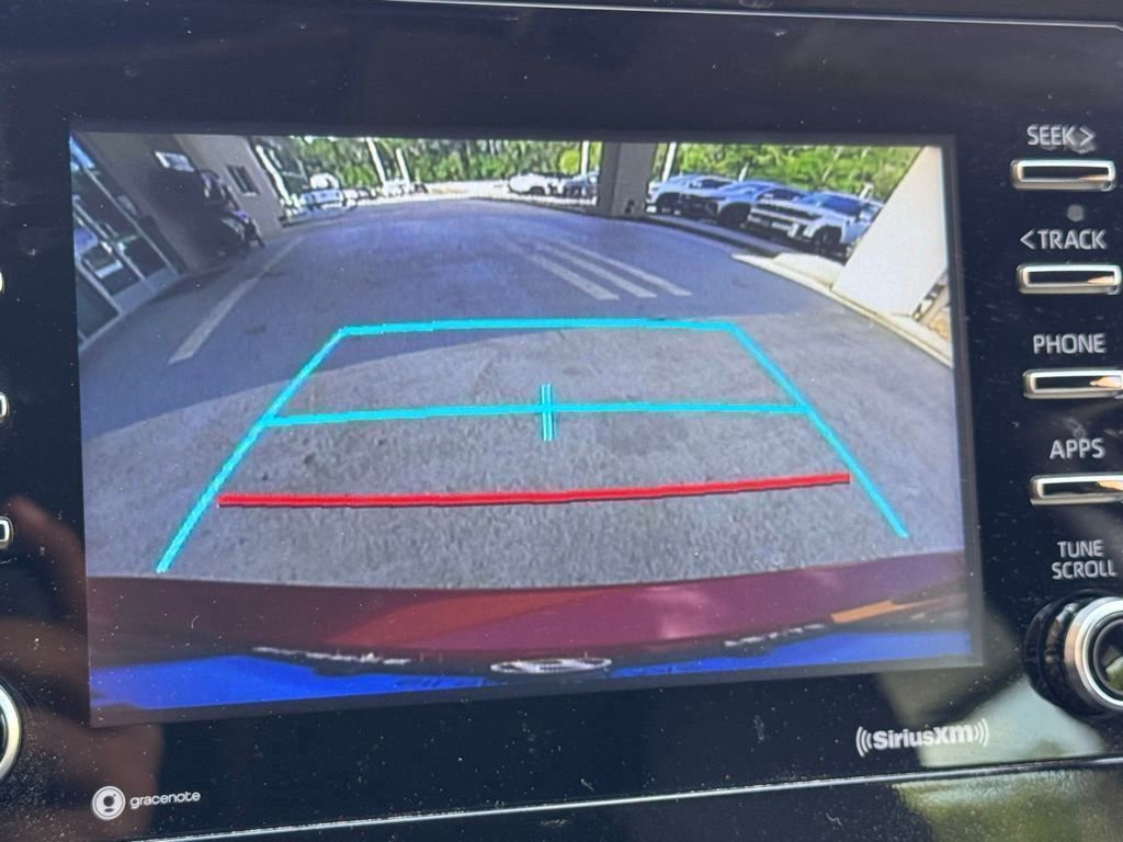 Used 2023 Toyota Camry SE image 5