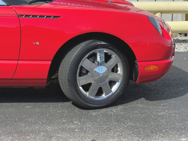 Used 2002 Ford Thunderbird image 20