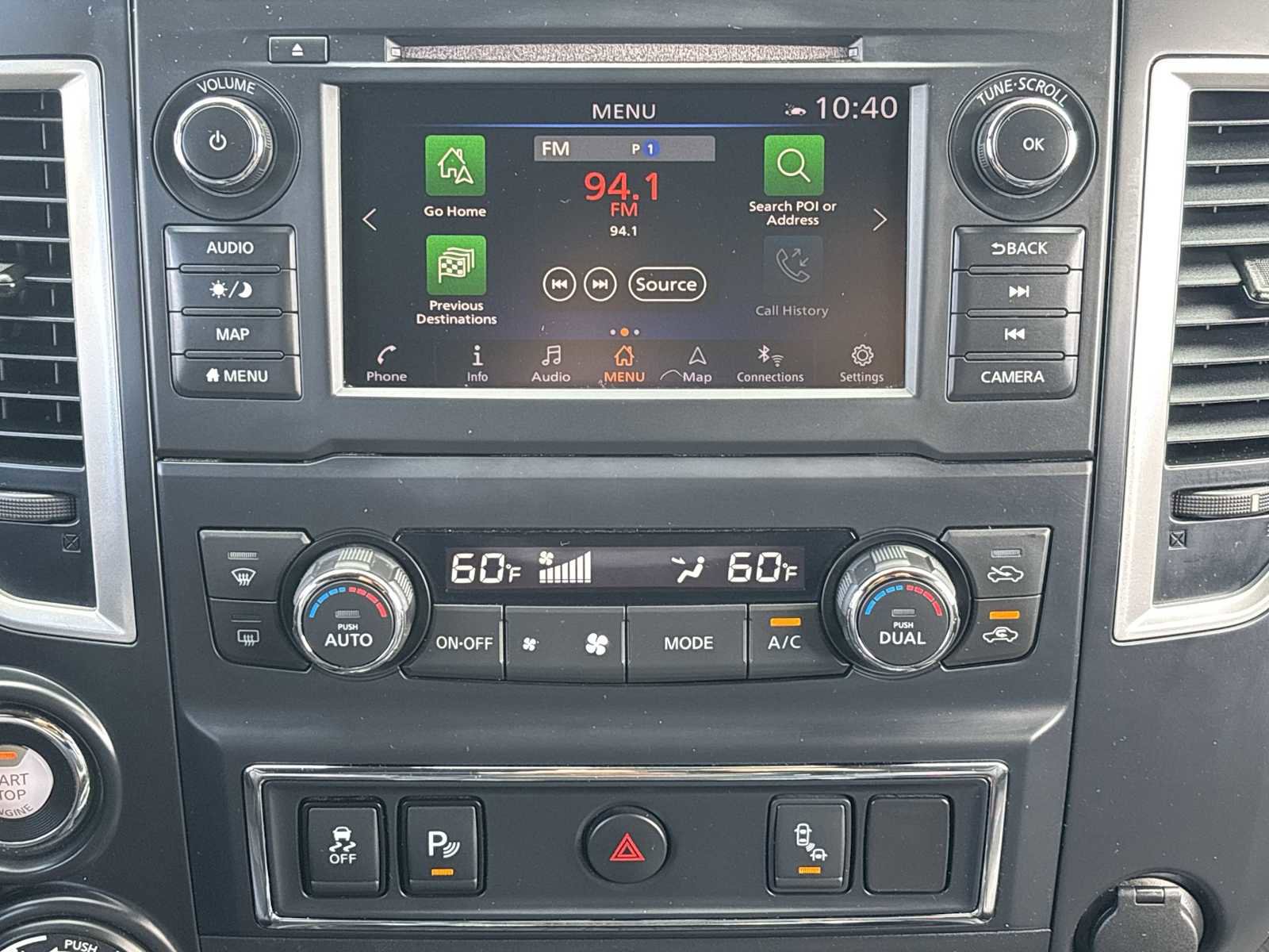 Used 2019 Nissan Titan SL w/ Midnight Edition image 19