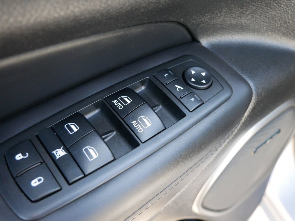 Used 2019 Jeep Grand Cherokee High Altitude AWD/4WD image 21
