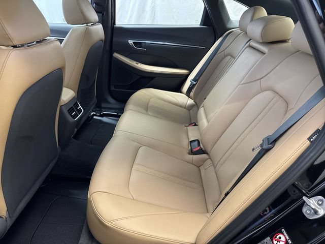 Used 2023 Hyundai Sonata Limited FWD image 13