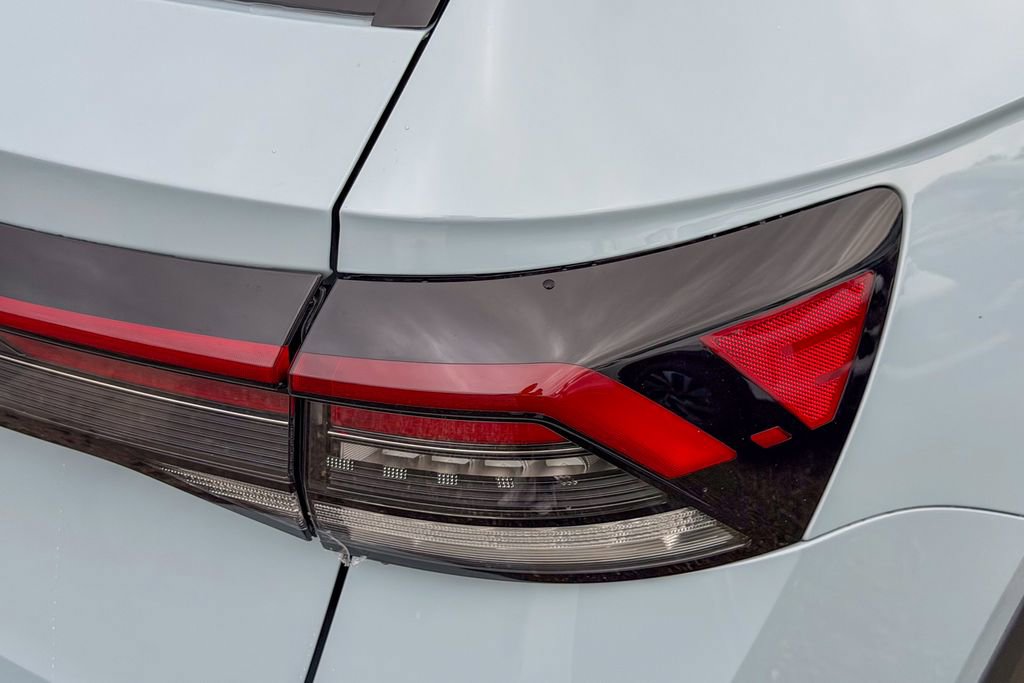 New 2026 Volkswagen Taos SE AWD/4WD image 7