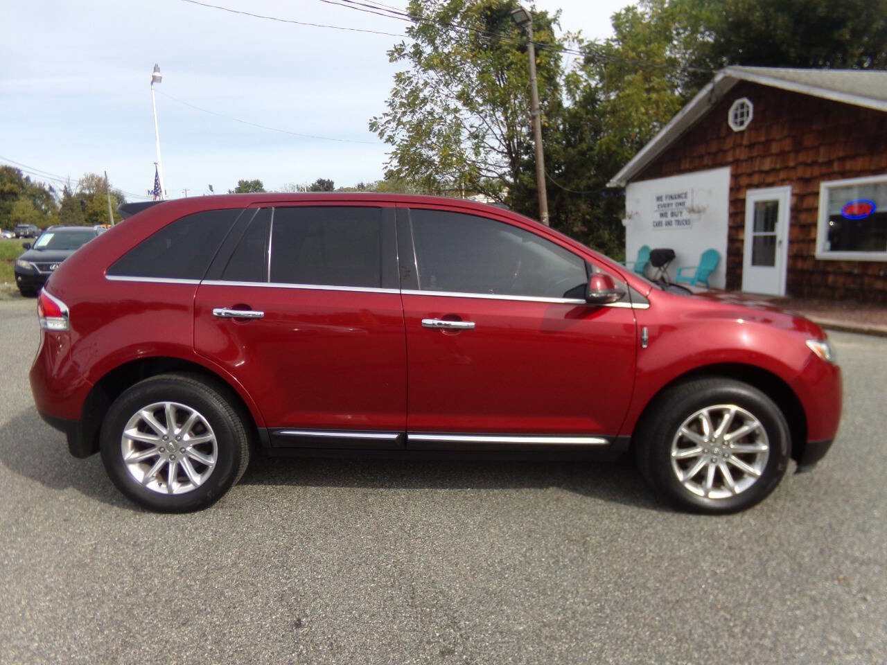 Used 2015 Lincoln MKX AWD w/ Equipment Group 102A image 8