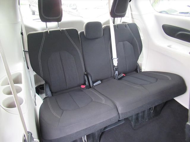 Certified 2023 Chrysler Voyager LX FWD image 30