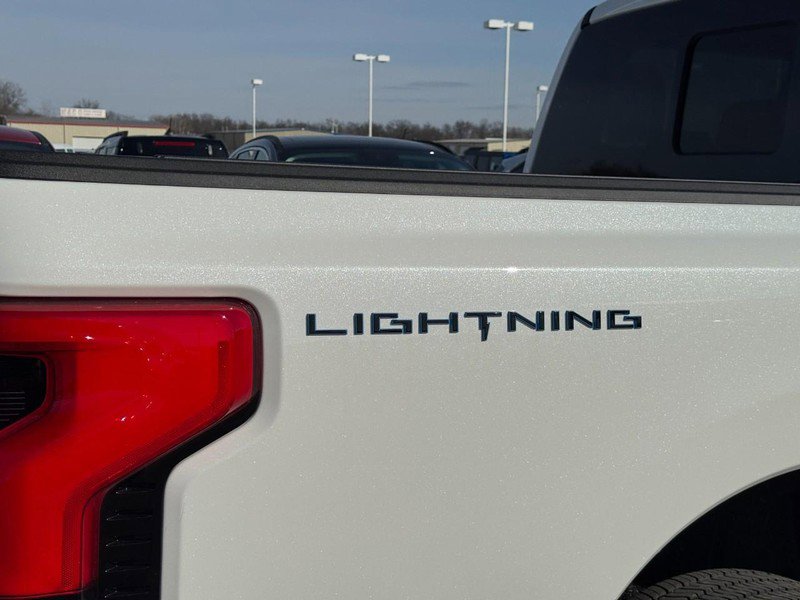 New 2025 Ford F150 Lightning Platinum AWD/4WD image 4