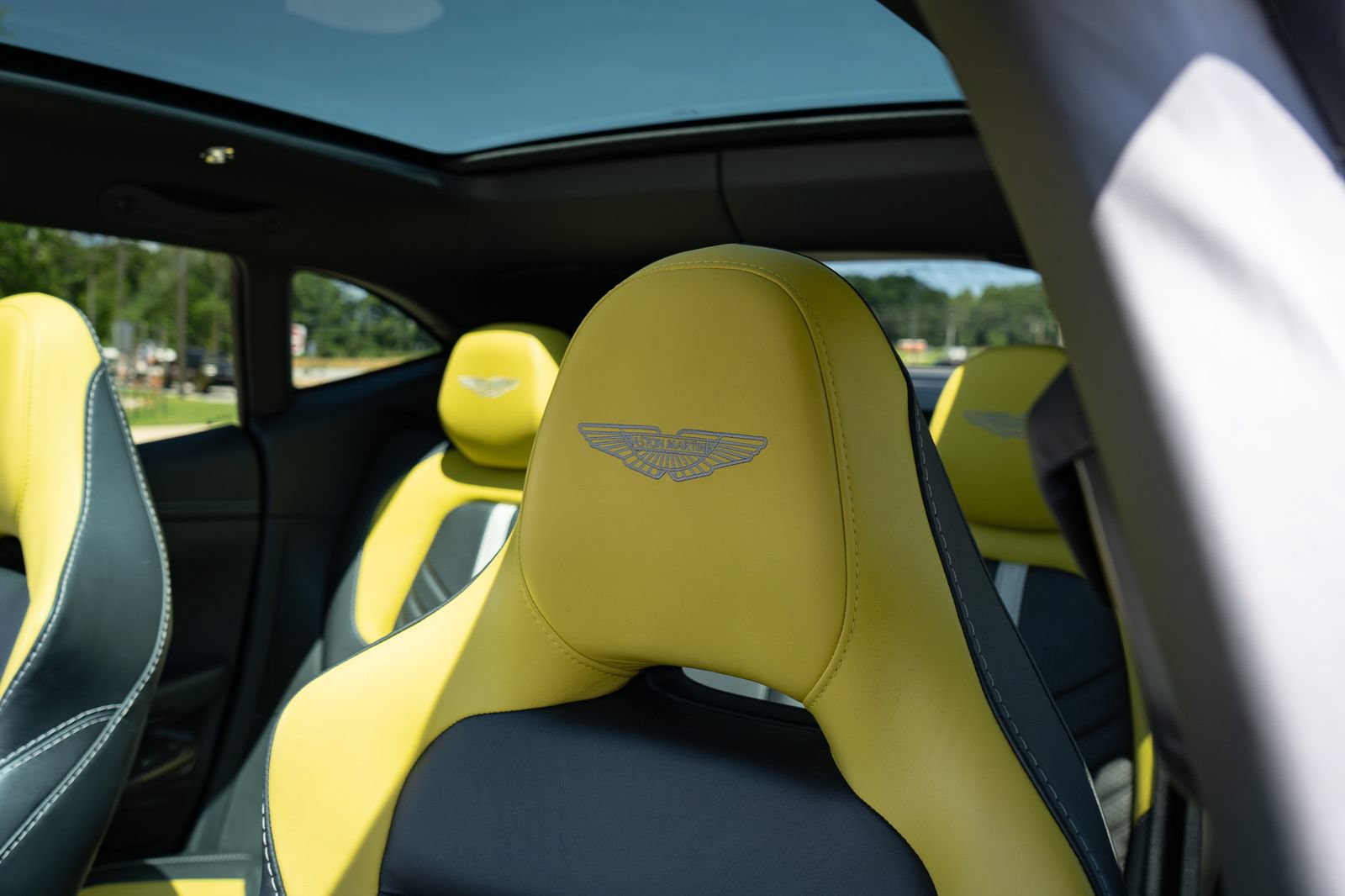 Used 2023 Aston Martin DBX 707 AWD/4WD image 39