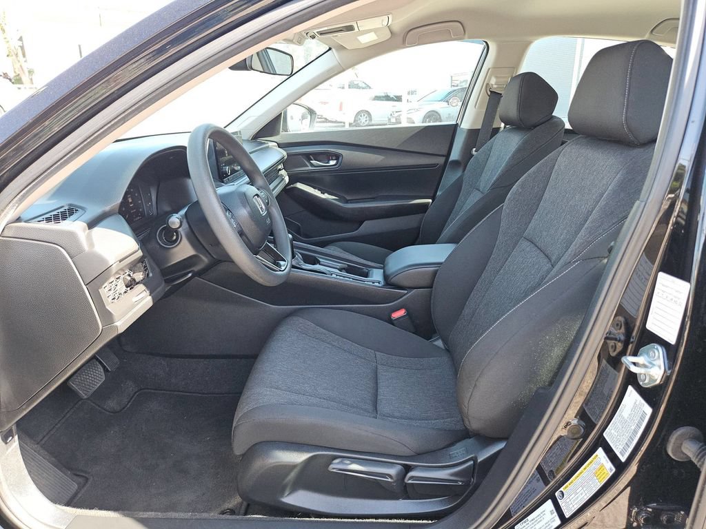 Used 2025 Honda Accord LX image 11