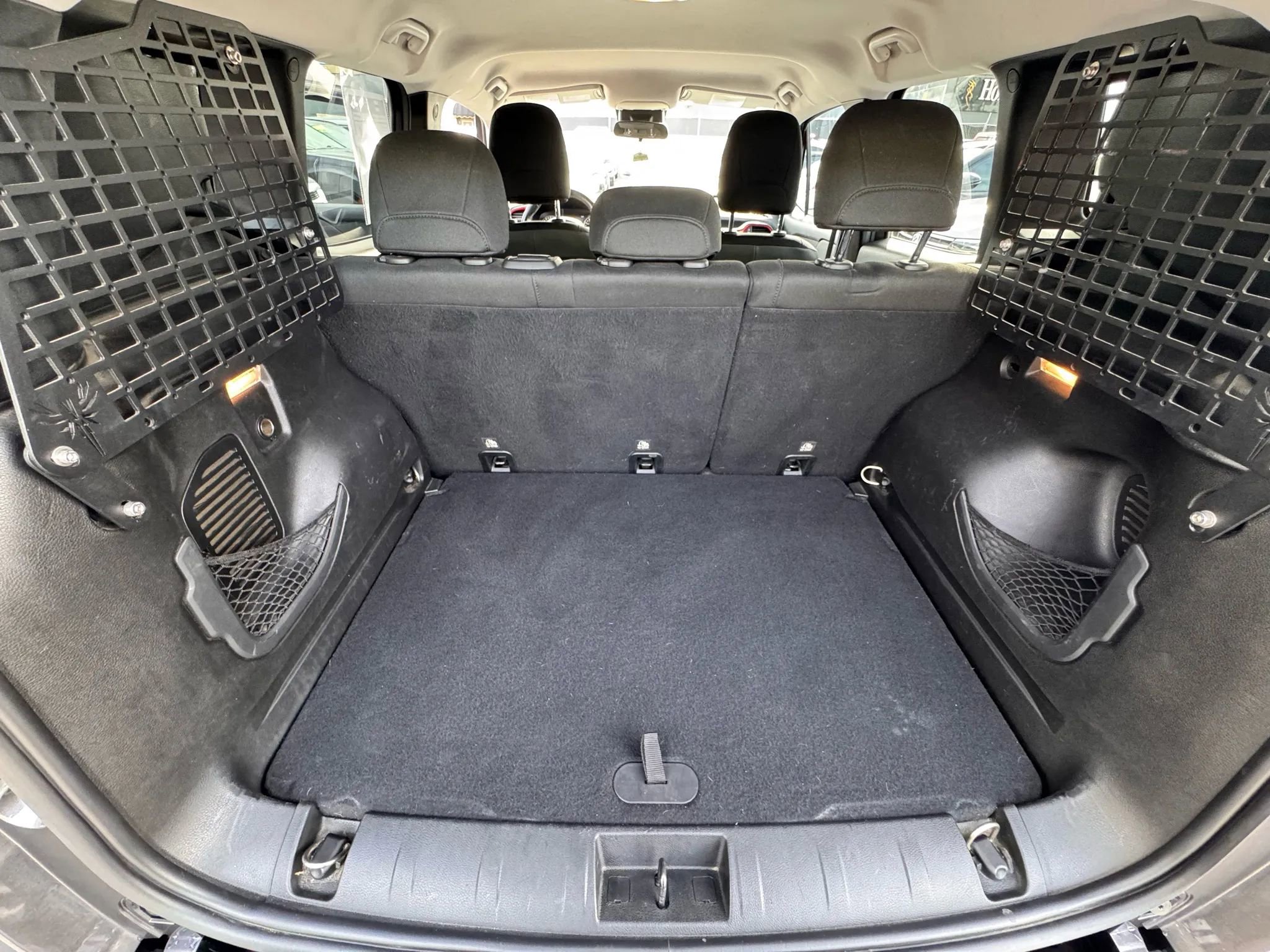 Used 2016 Jeep Renegade Trailhawk image 29