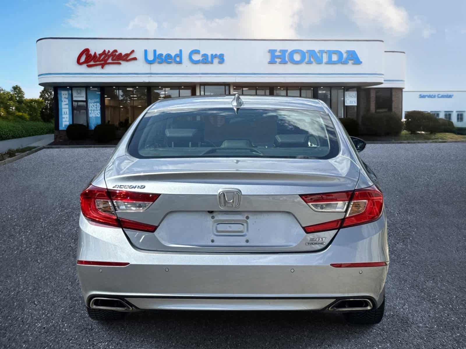 Used 2020 Honda Accord Touring image 4