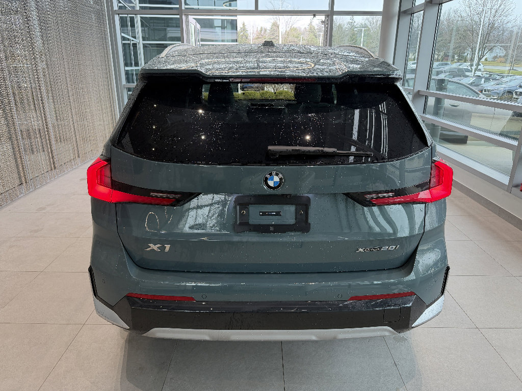New 2026 BMW X1 xDrive28i w/ Technology Package AWD/4WD image 5