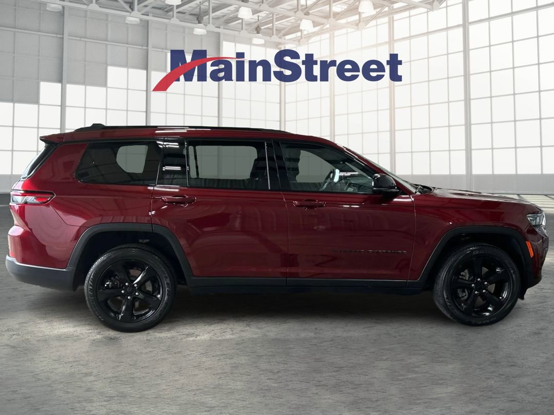 Used 2024 Jeep Grand Cherokee L Altitude image 6