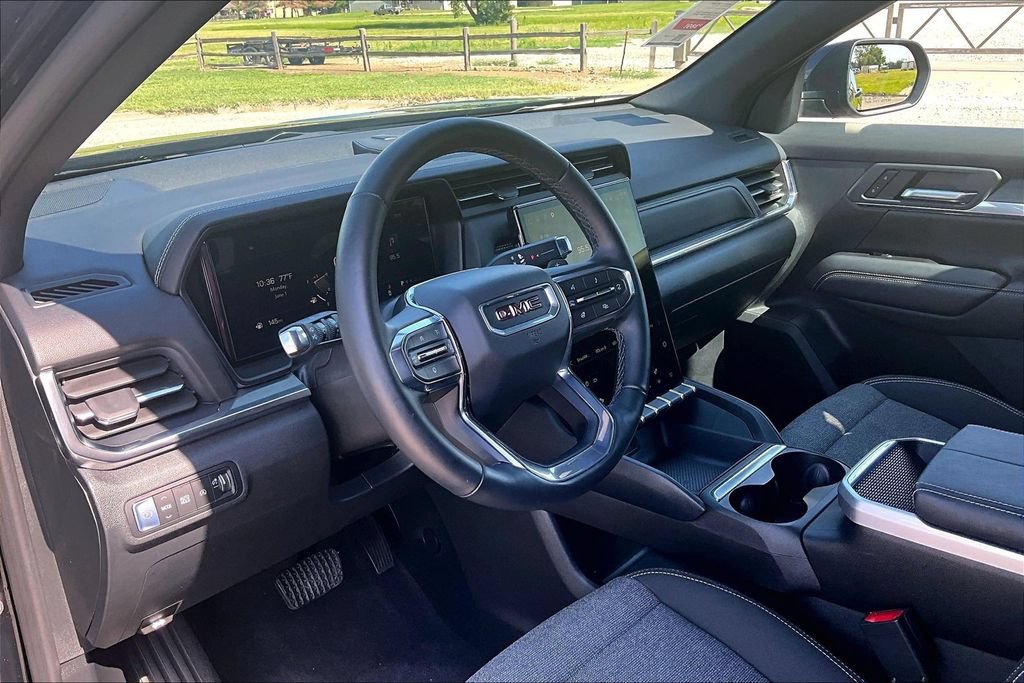 Used 2026 GMC Terrain Elevation FWD image 12