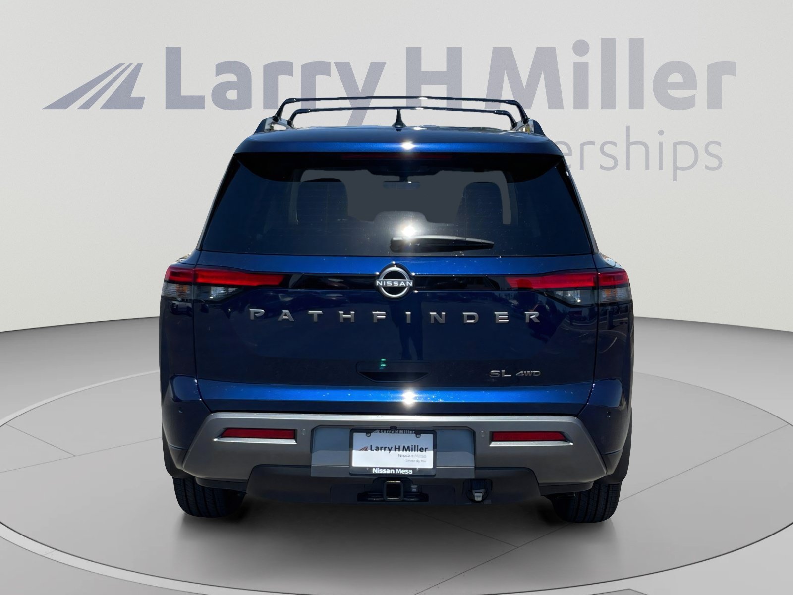 New 2026 Nissan Pathfinder SL w/ SL Premium Package (P04) AWD/4WD image 4