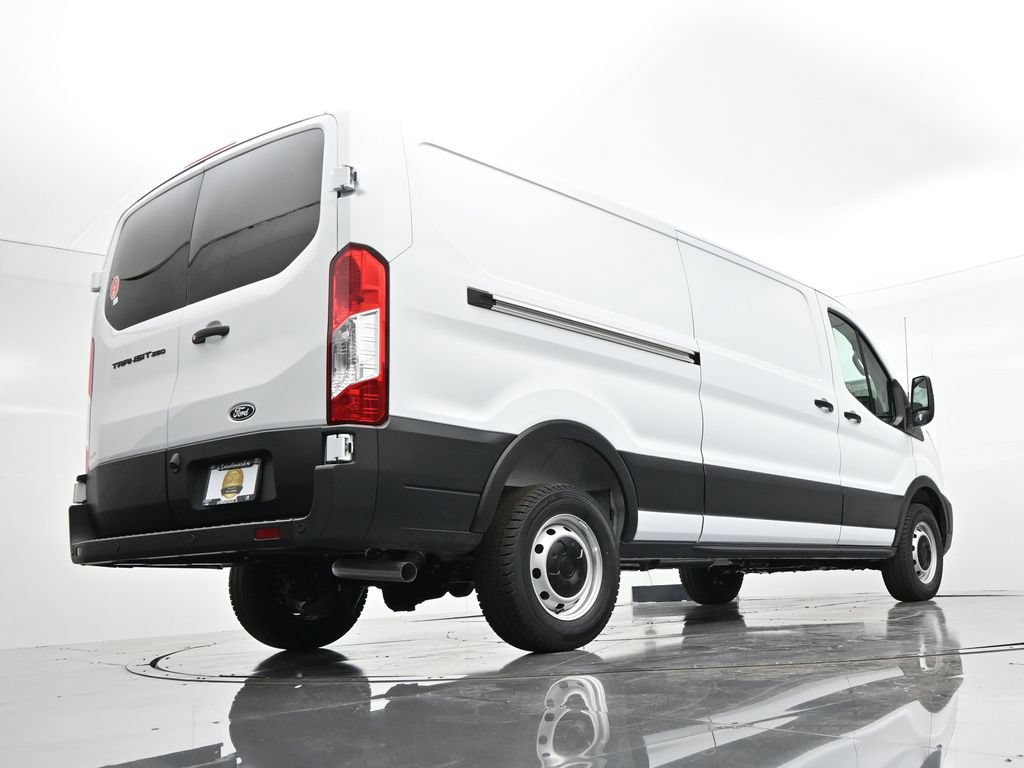New 2026 Ford Transit 250 Low Roof w/ Load Area Protection Package RWD image 24