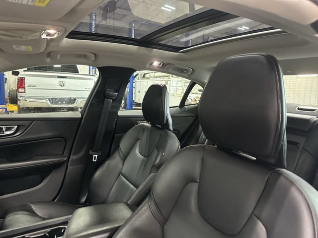 Used 2021 Volvo S60 T6 Momentum w/ Advanced Package AWD/4WD image 20