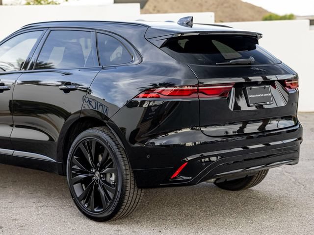 New 2026 Jaguar F-PACE R-Dynamic S AWD/4WD image 10