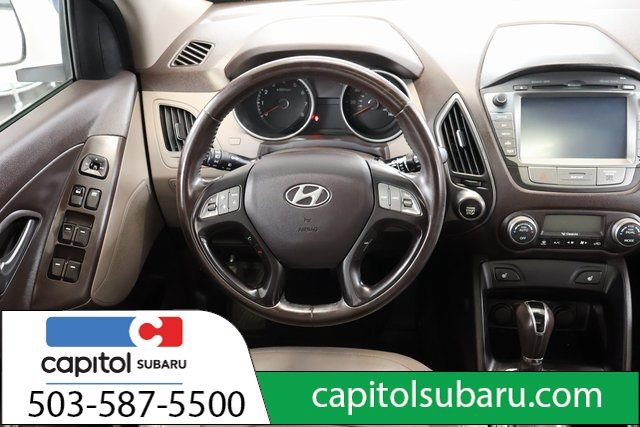 Used 2015 Hyundai Tucson Limited w/ Option Group 03 AWD/4WD image 18