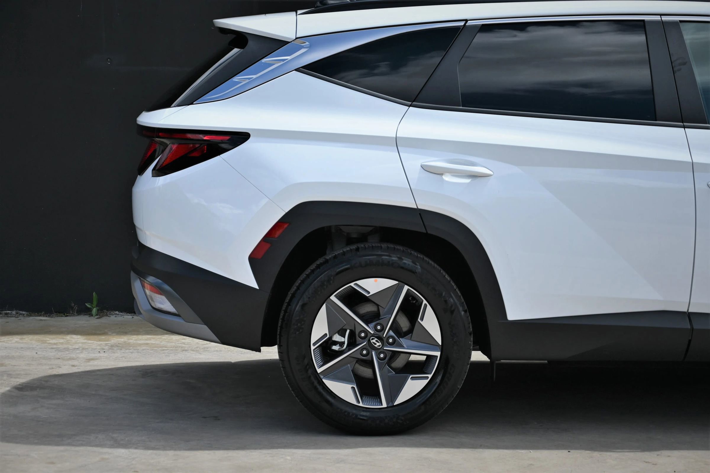 Used 2026 Hyundai Tucson SEL FWD image 14