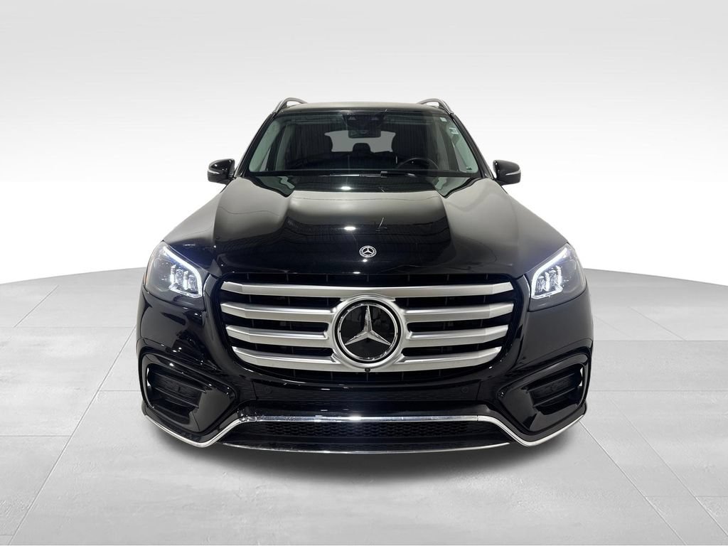 Used 2026 Mercedes-Benz GLS 450 4MATIC image 10