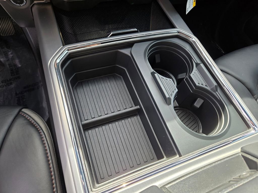 Used 2021 Ford F450 Platinum w/ FX4 Off-Road Package image 40