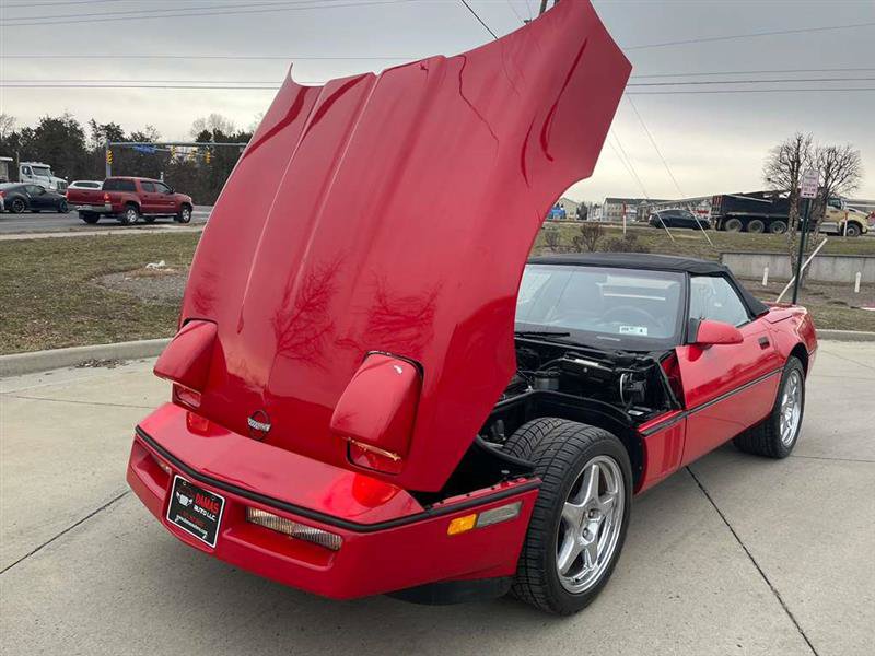 Used 1990 Chevrolet Corvette Convertible RWD image 90