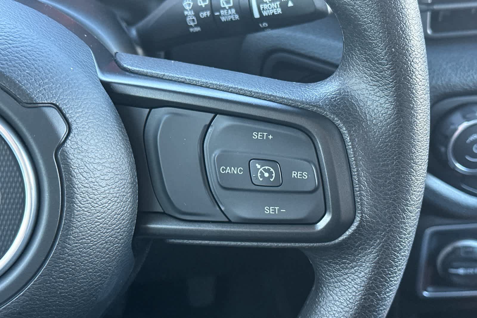 Used 2025 Jeep Wrangler Sport AWD/4WD image 27