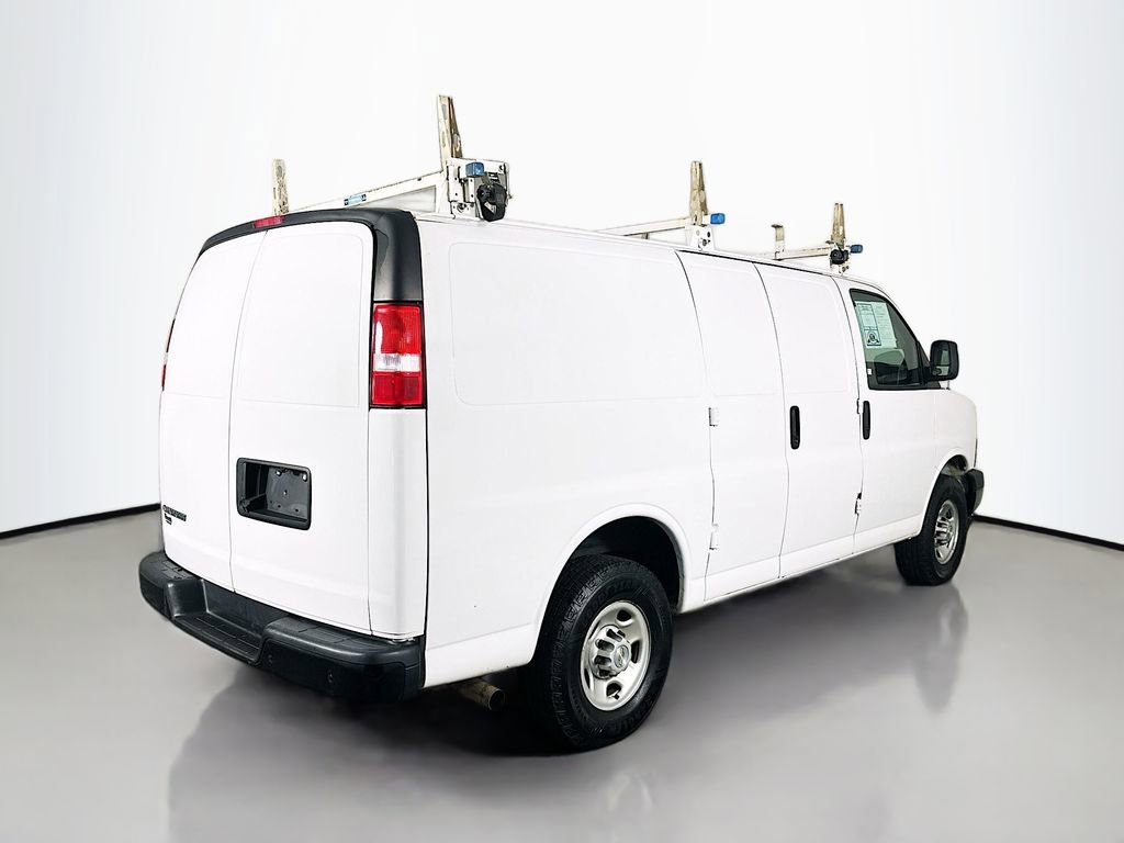 Used 2022 Chevrolet Express 2500 w/ Driver Convenience Package image 7