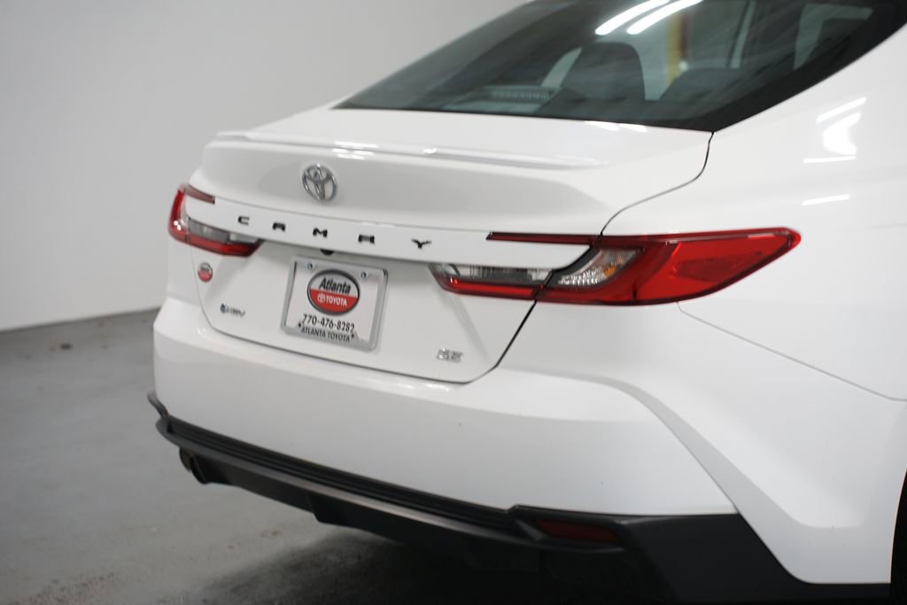 Certified 2025 Toyota Camry SE image 9