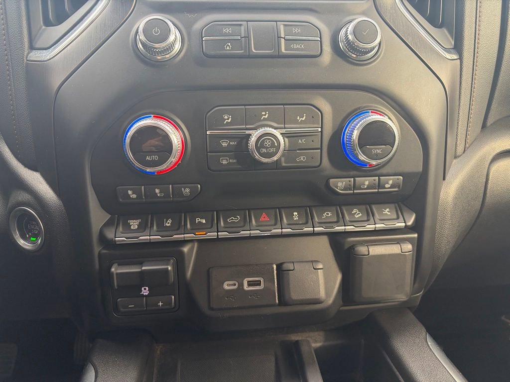 Used 2022 GMC Sierra 2500 AT4 w/ AT4 Premium Plus Package image 25