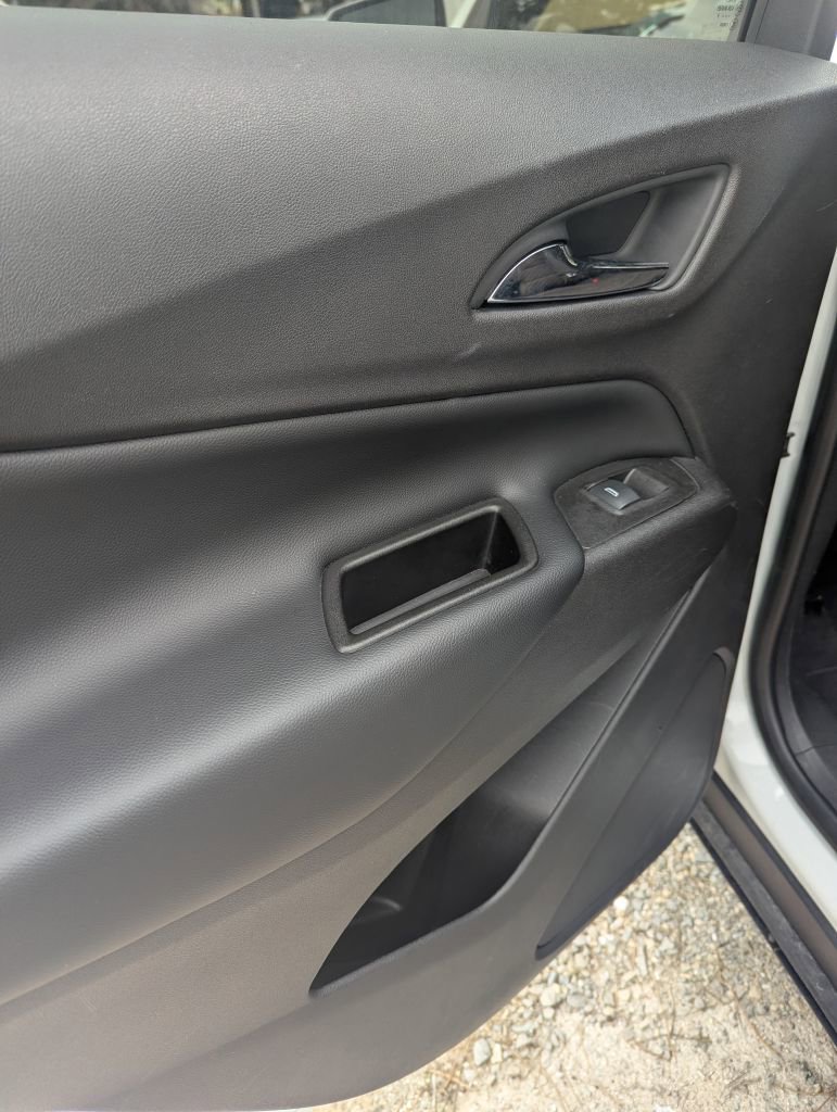 Used 2019 Chevrolet Equinox LT w/ Driver Convenience Package image 12
