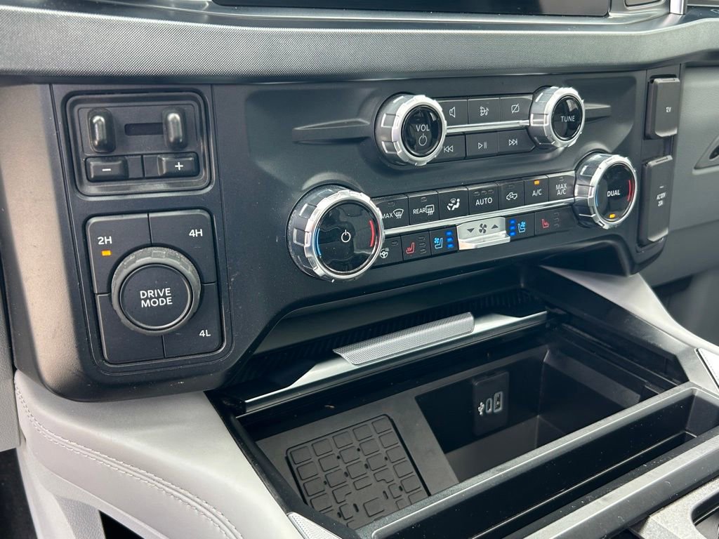 Certified 2024 Ford F450 Limited w/ FX4 Off-Road Package image 44