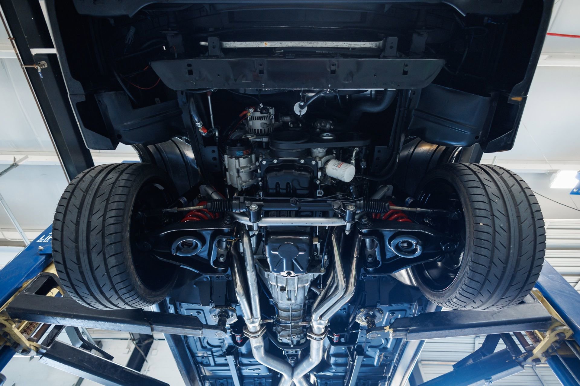 Used 1993 Ford Mustang Cobra RWD image 86