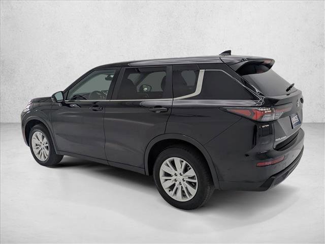Used 2025 Mitsubishi Outlander ES AWD/4WD image 8