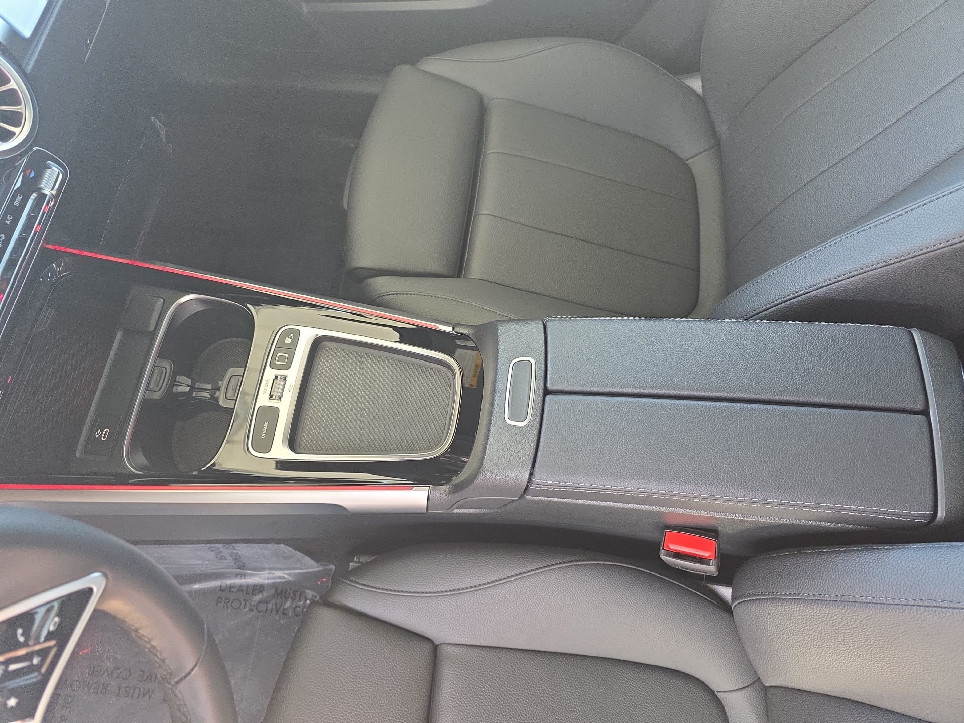 Used 2026 Mercedes-Benz GLB 250 image 24
