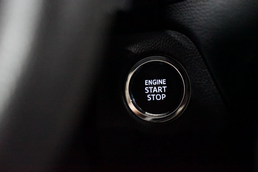 Certified 2025 Toyota RAV4 XLE FWD image 23