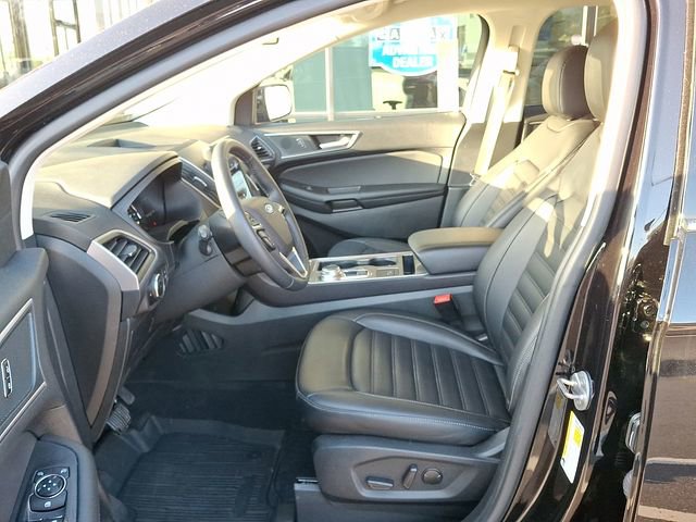Used 2024 Ford Edge SEL w/ Convenience Package image 9