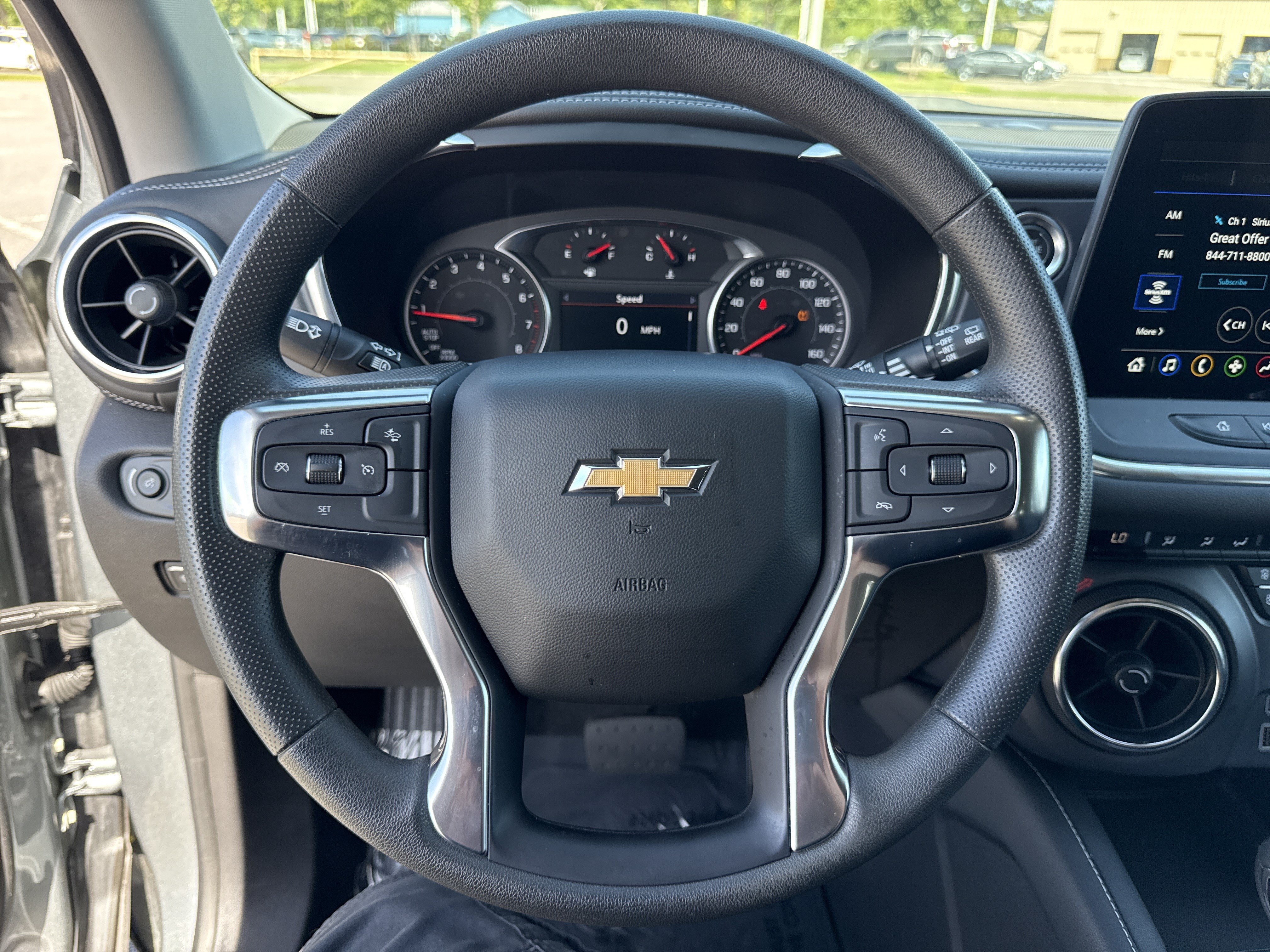 Used 2025 Chevrolet Blazer LT AWD/4WD image 17