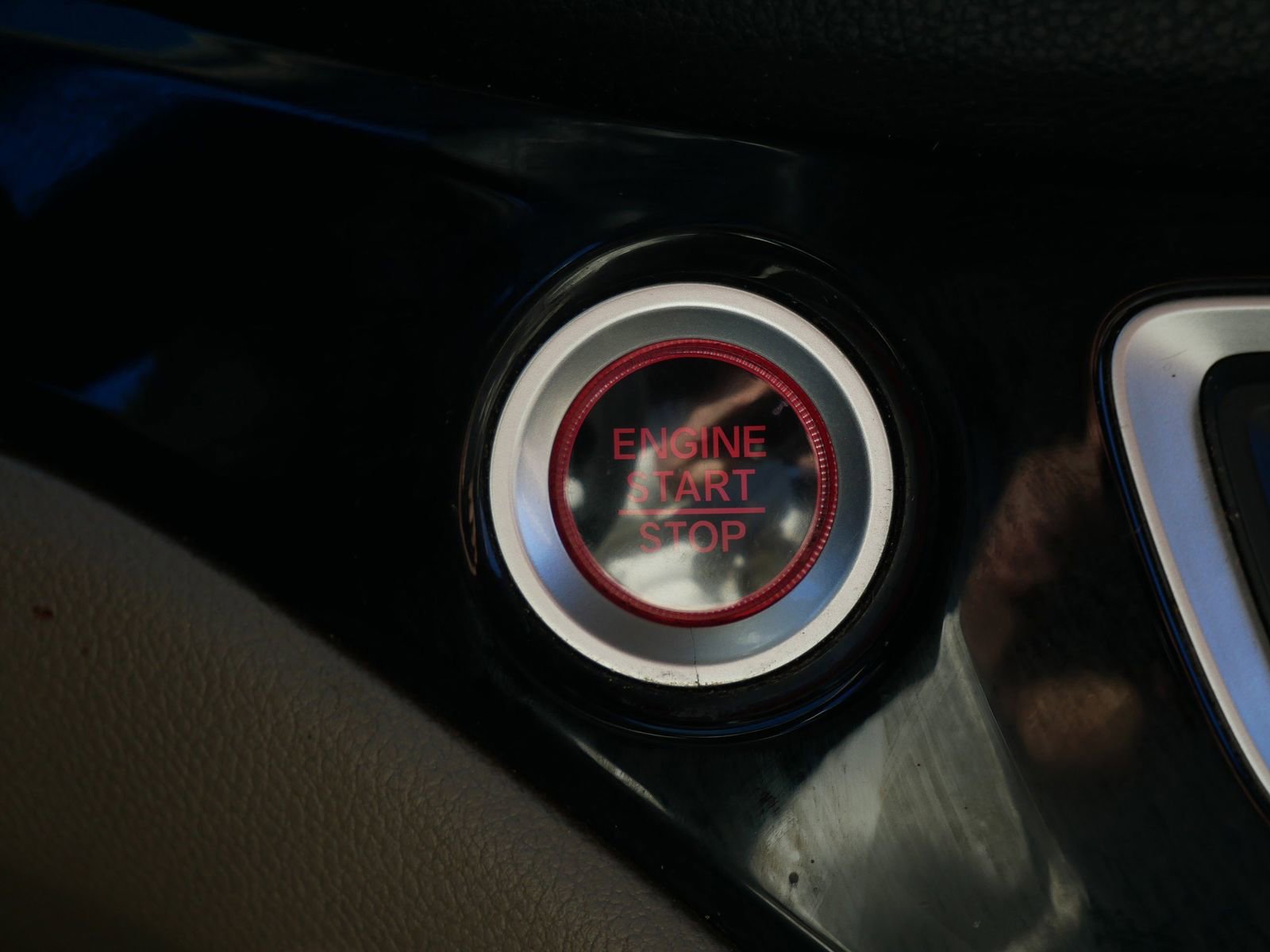 Used 2017 Honda Pilot Touring image 24