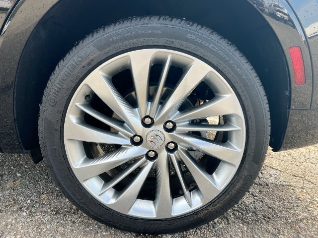 Used 2024 Buick Envision Avenir AWD/4WD image 28