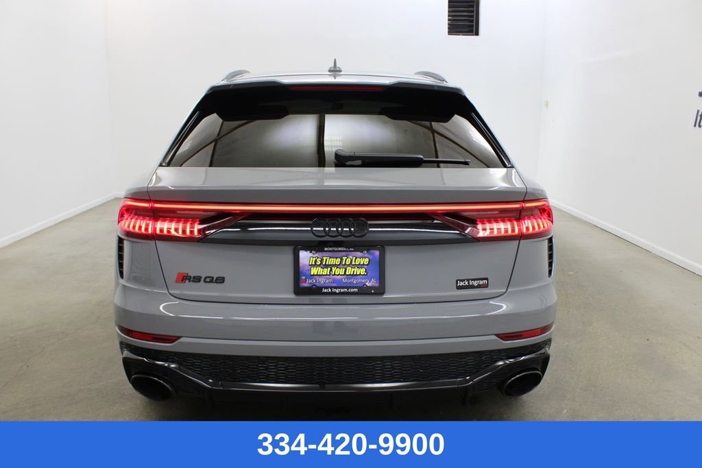 Used 2024 Audi RS Q8 image 3