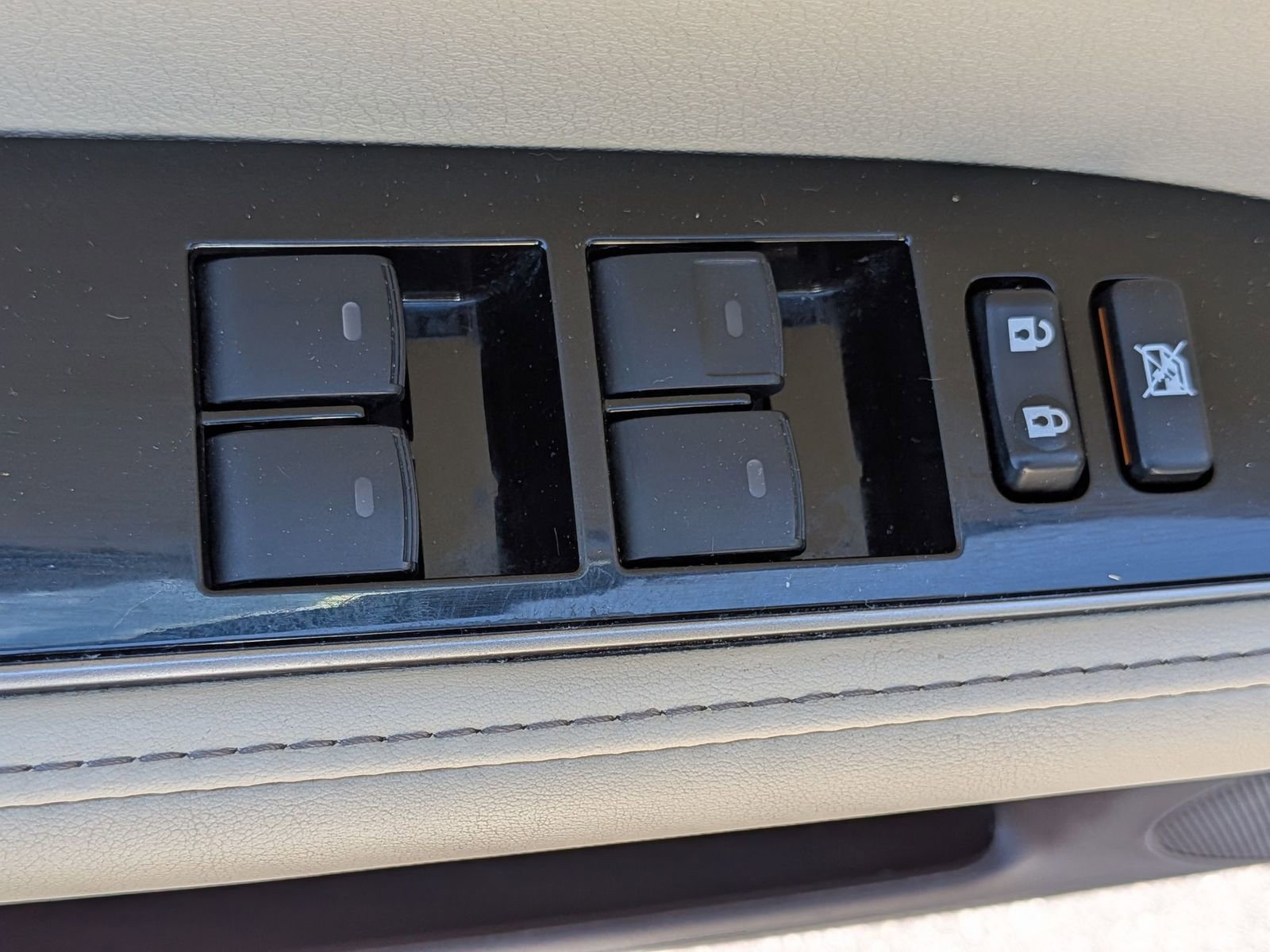 Used 2018 Lexus ES 350 w/ Premier Package image 14