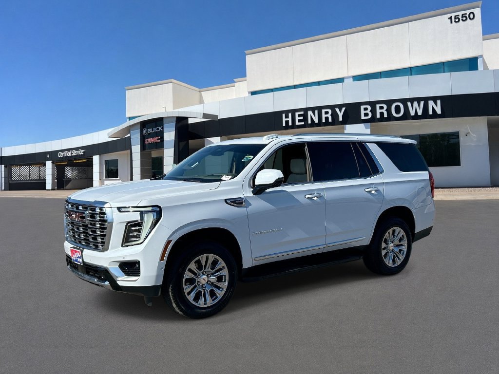 Used 2026 GMC Yukon Denali w/ LPO, Floor Liner Package AWD/4WD image 1