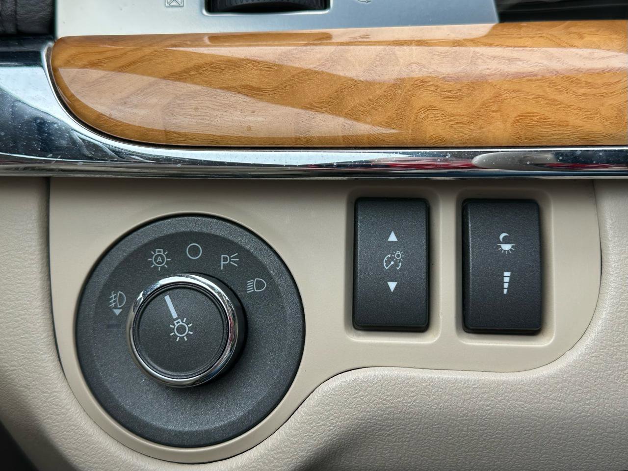 Used 2010 Lincoln MKS FWD image 20