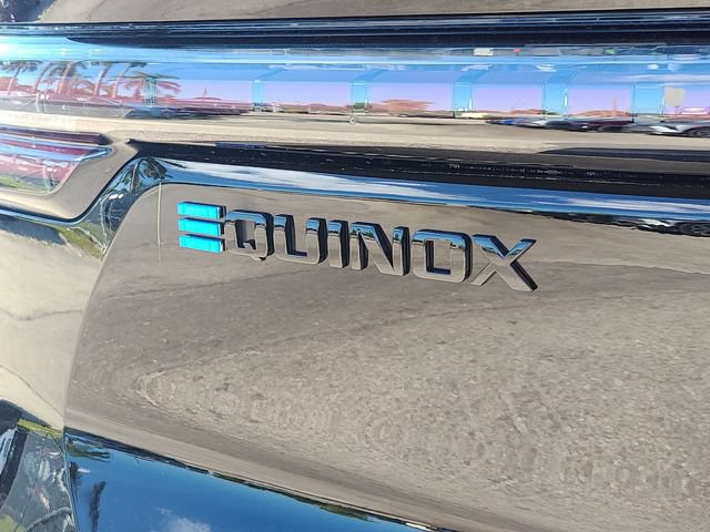 New 2026 Chevrolet Equinox EV LT w/ LPO, Blackout Package FWD image 11