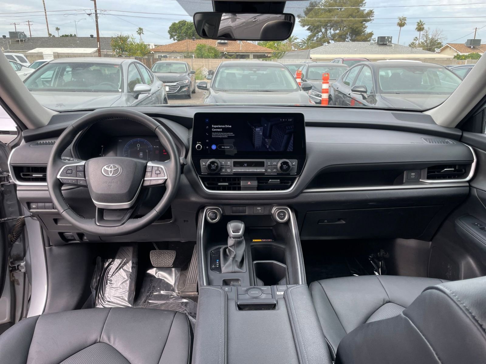 Used 2025 Toyota Grand Highlander FWD image 35