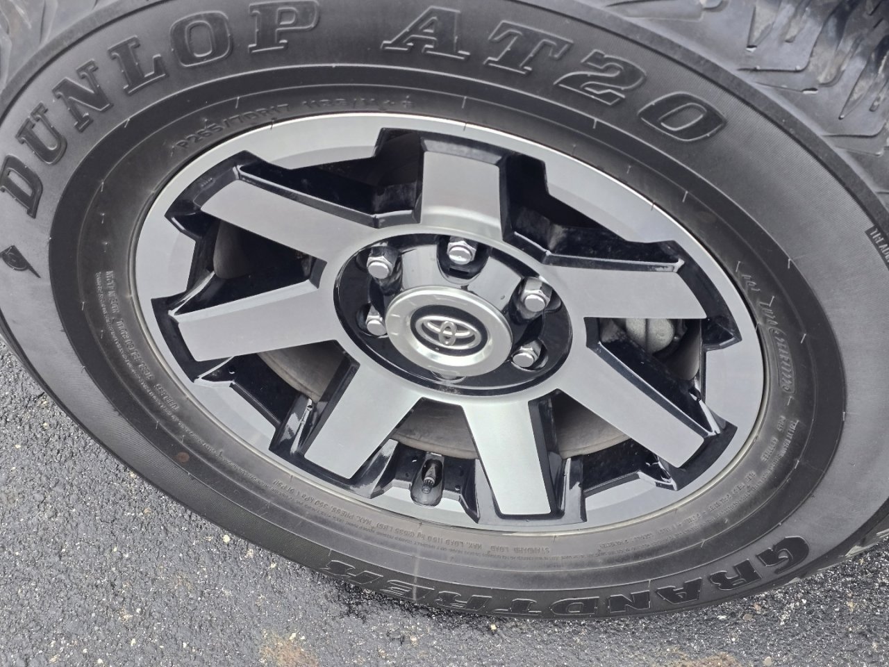 Used 2023 Toyota 4Runner TRD Off-Road Premium w/ Off Road Premium Plus Package image 10