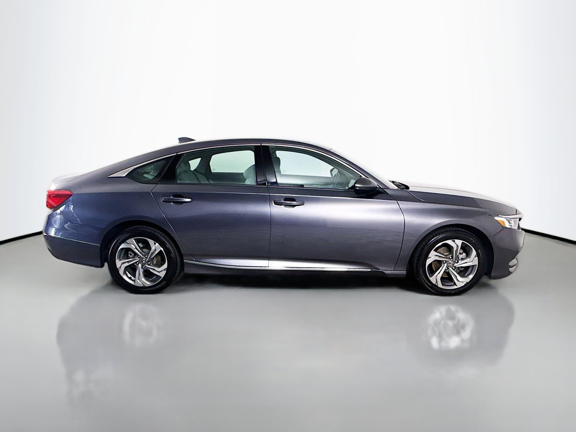 Used 2020 Honda Accord EX-L image 11