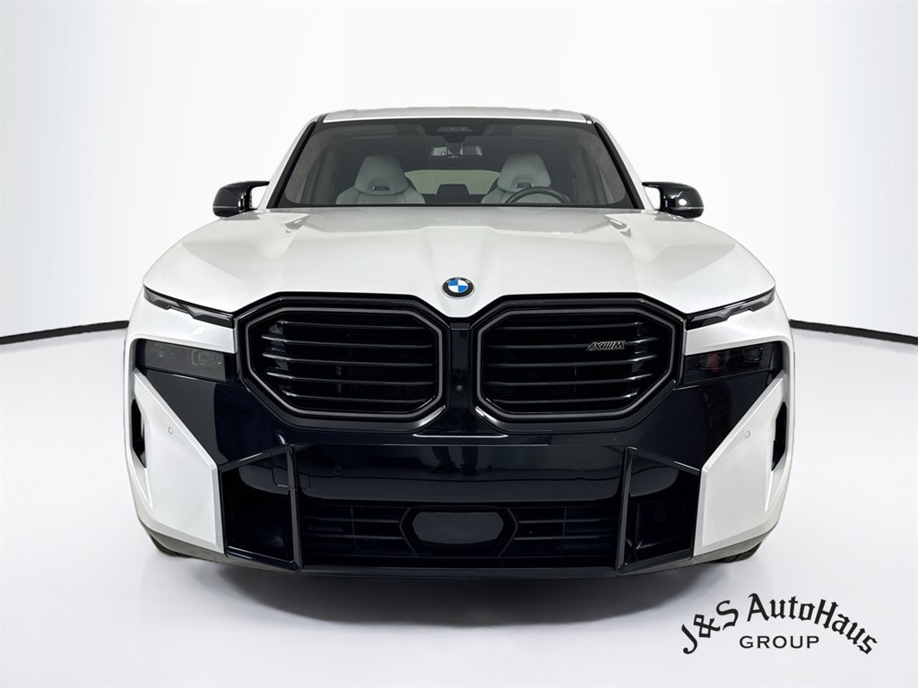 Used 2023 BMW XM AWD/4WD image 2