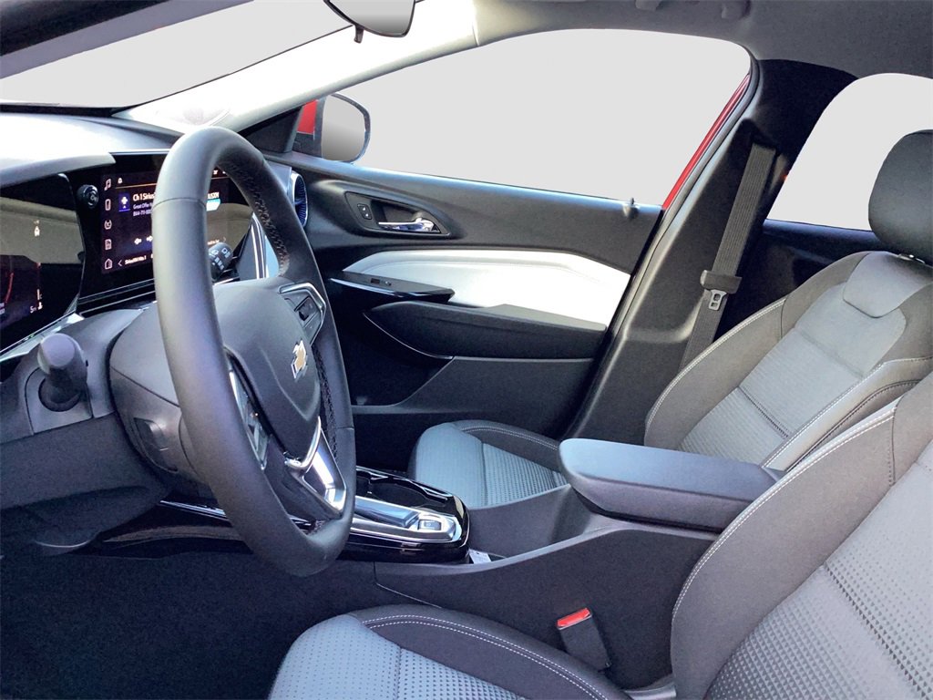 New 2026 Chevrolet Trax LT image 9